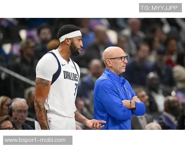 明日独行侠迎战爵士浓眉因左小腿受伤出战存疑