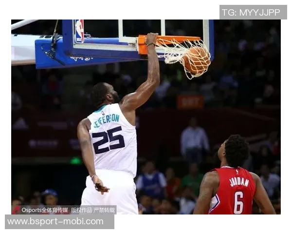 黄蜂主帅强调核心与辅助阵容搭配的重要性并透露未来将进行调整 黄蜂主帅强调核心与辅助阵容搭配的重要性并透露未来将进行调整